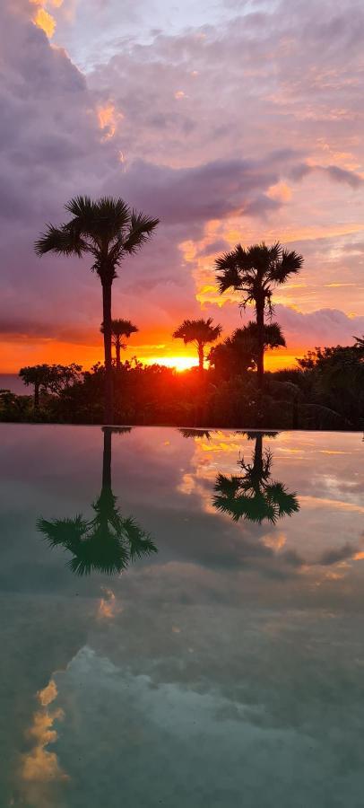 Palm Springs Bali Dive Resort Tulamben Buitenkant foto