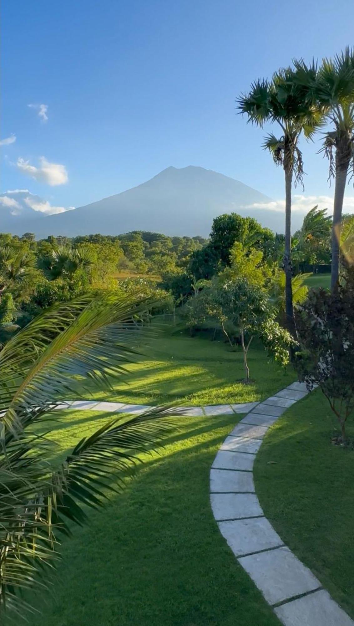 Palm Springs Bali Dive Resort Tulamben Buitenkant foto
